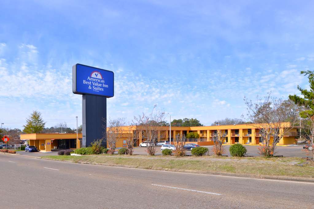 Quality Inn Starkville Exterior foto